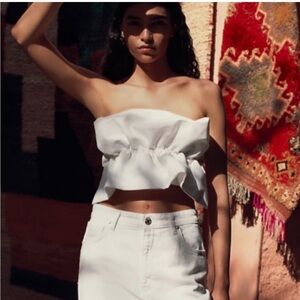 Beautiful Zara white crop top